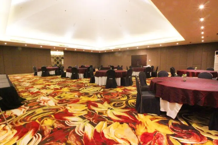 Денпасар: Four Star by Trans Hotel Sanur