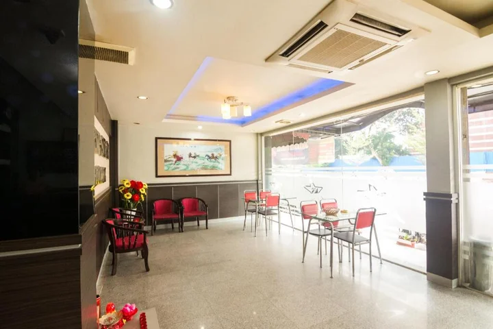 Батам: OYO 1635 New Star Hotel - Hostel