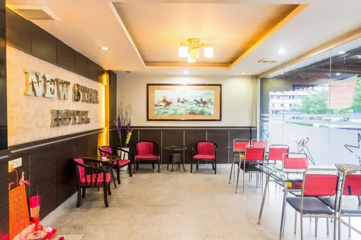 Батам: OYO 1635 New Star Hotel - Hostel