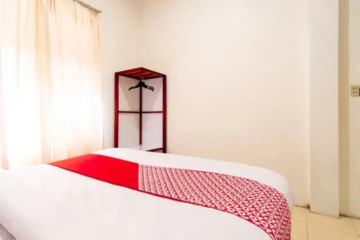 Медан: OYO 1364 Pondok Wisata Istana Xi