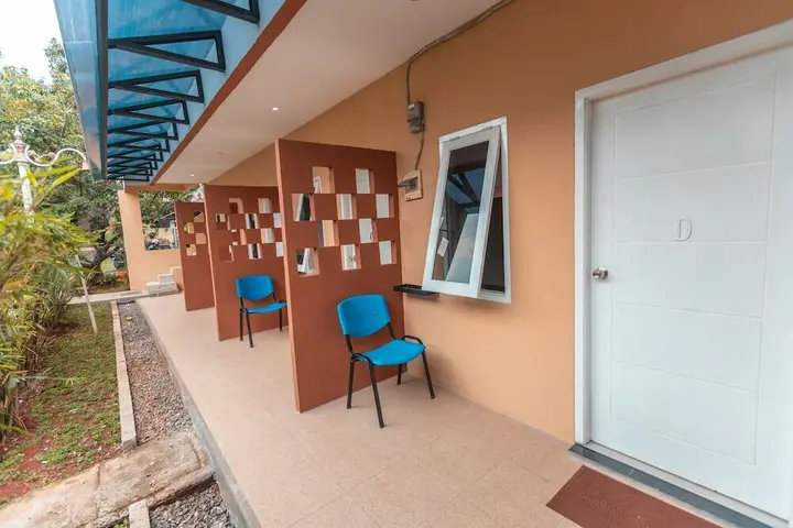 Депок: Oyo 2229 Dolfie Residence