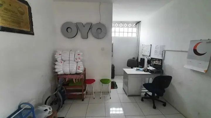 Сукабуми: OYO 1599 Naz Guesthouse Syariah