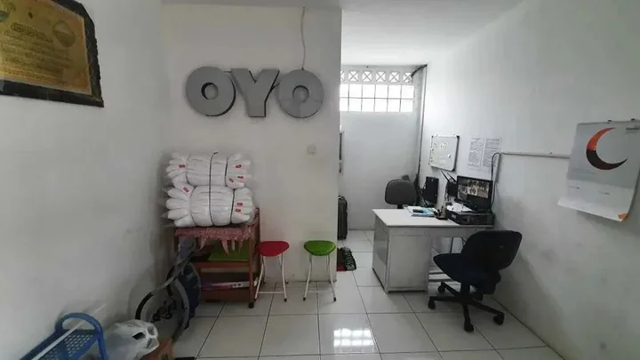 Сукабуми: OYO 1599 Naz Guesthouse Syariah