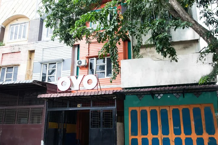 Медан: OYO 2229 Bunga Raya Residence