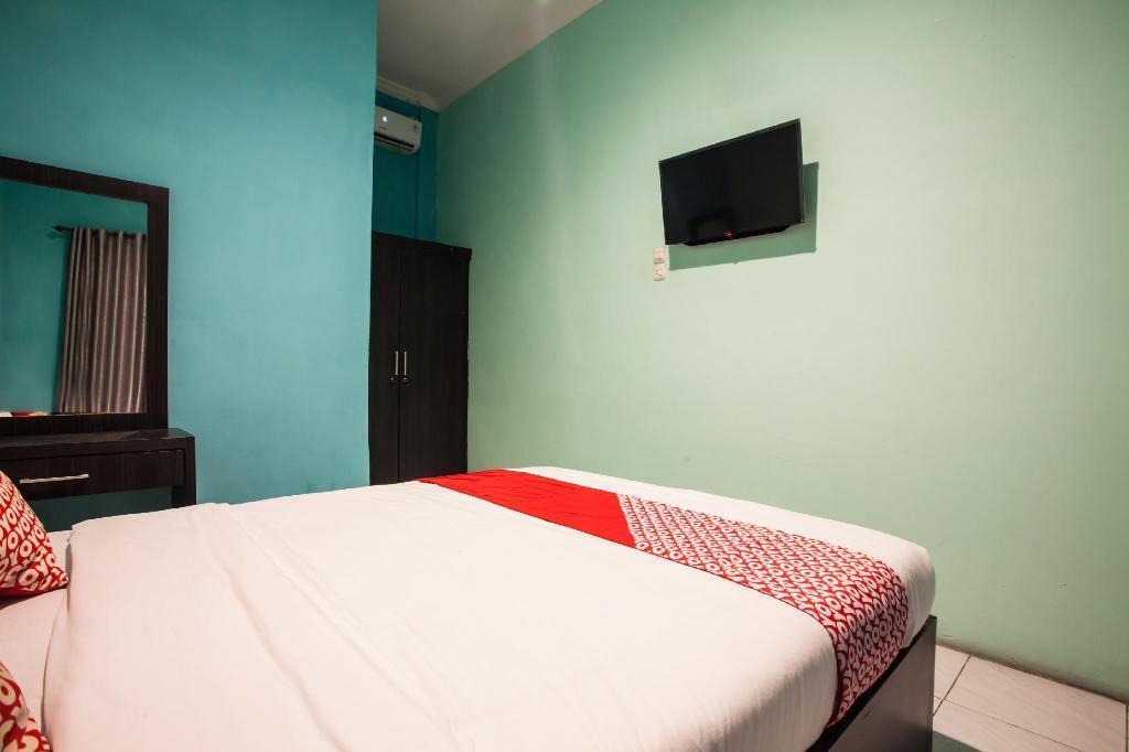 Медан: OYO 2229 Bunga Raya Residence