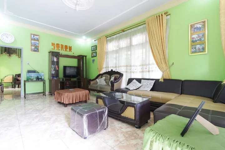 Бинджай: Waroeng Transit & Depary Homestay