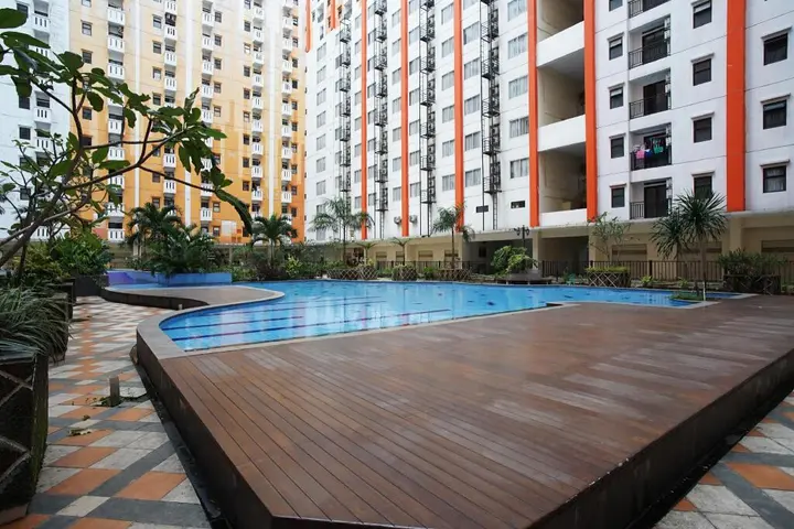 Бекаси: Planet Room Kemang View