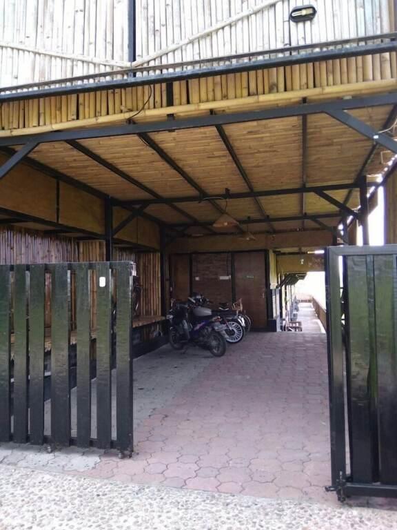 Батуретно: Farmer House - Hostel