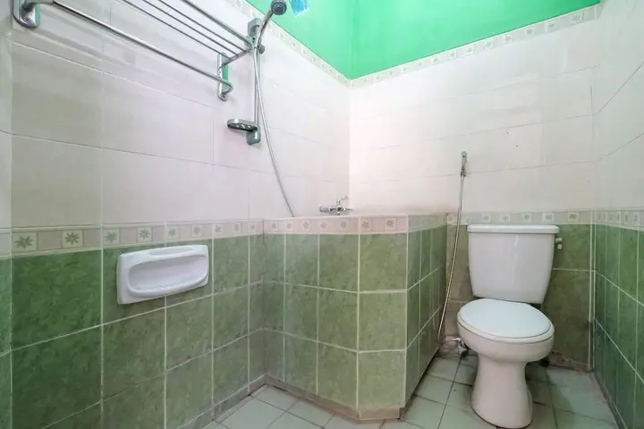 Семаранг: SPOT ON 2212 Java Menoreh