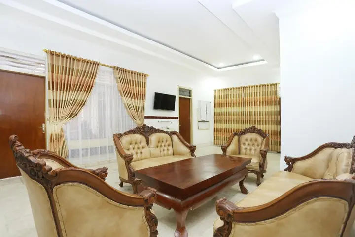 Депок: OYO 2268 Tim-tim Homestay Syariah