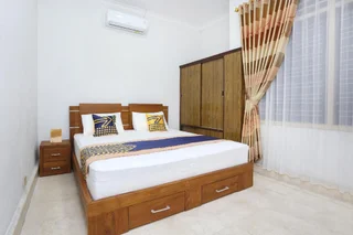 Депок: OYO 2268 Tim-tim Homestay Syariah
