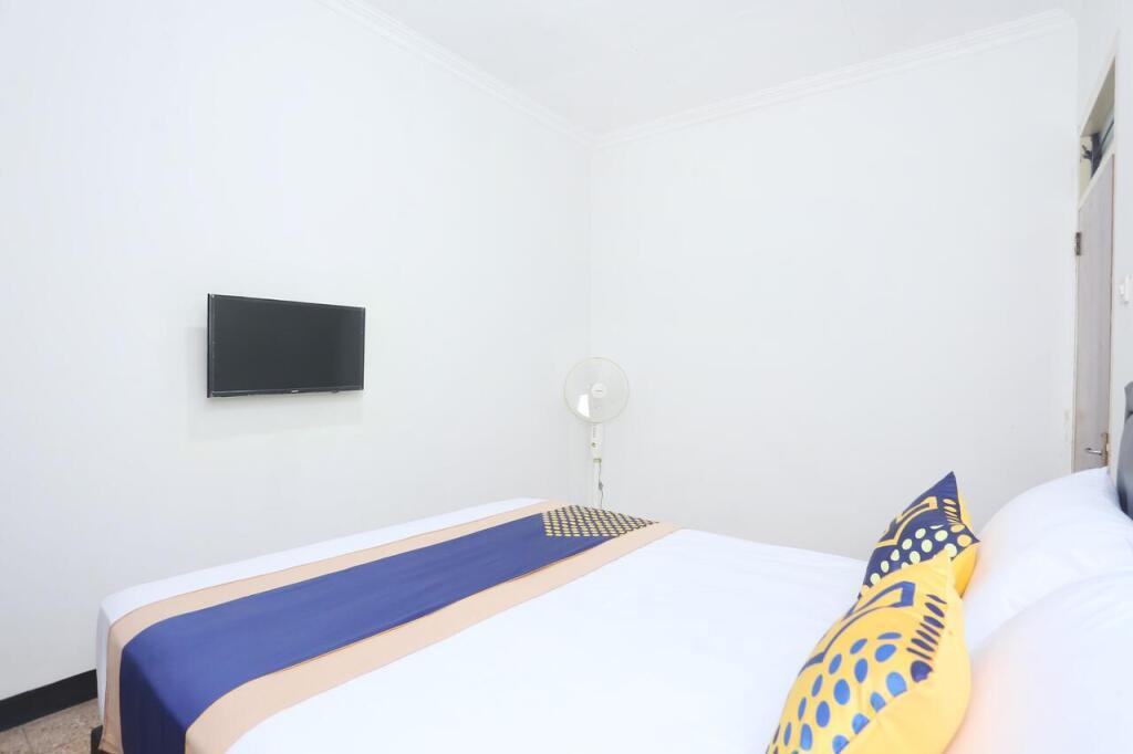 Депок: OYO 2268 Tim-tim Homestay Syariah