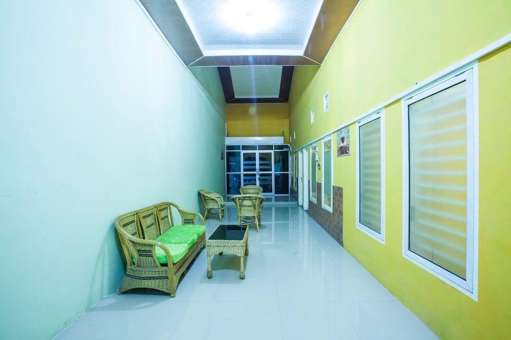 Медан: OYO 1733 Pocut Residence Syariah