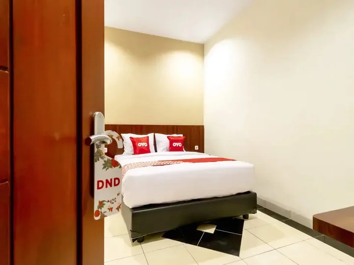 Медан: Capital O 1585 Ring Road Residence
