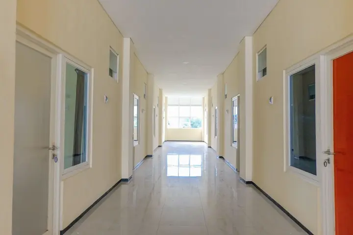 Маланг: OYO 1468 SM House