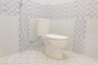 Маланг: OYO 1468 SM House