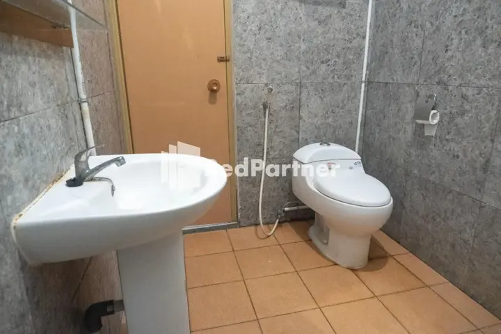 Депок: OYO 2311 C9 Exclusive