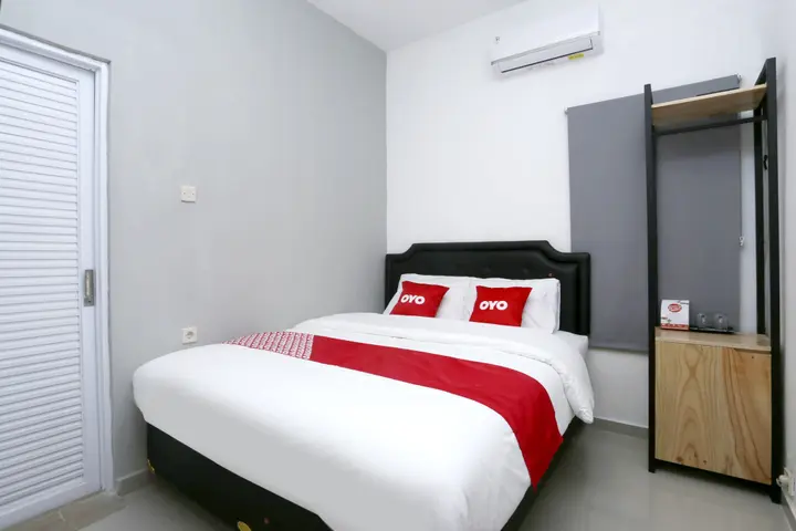 Семаранг: OYO 2409 Safara Guesthouse