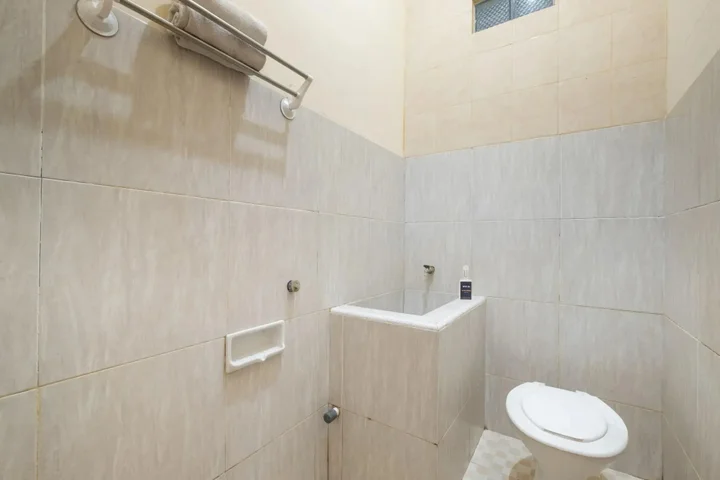 Батуретно: SPOT ON 2419 Rumah Nugraha Hotel Syariah