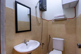 Депок: OYO 2454 Wanawiyata Homestay