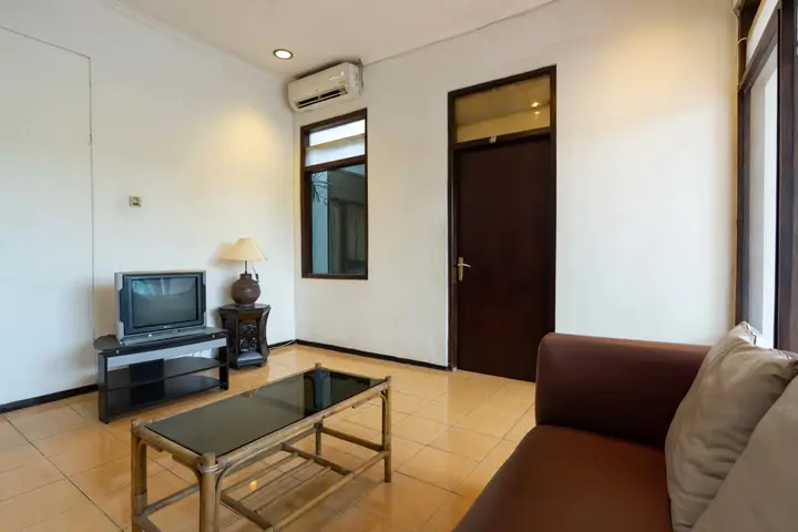 Депок: OYO 2454 Wanawiyata Homestay