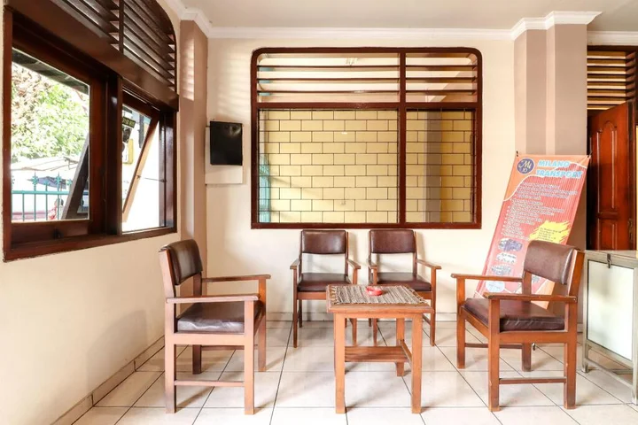 Сурабая: Hotel Bungurasih Syariah