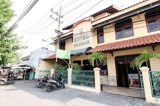 Сурабая: Hotel Bungurasih Syariah