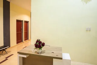 Медан: OYO 990 Stadion Residence Syariah