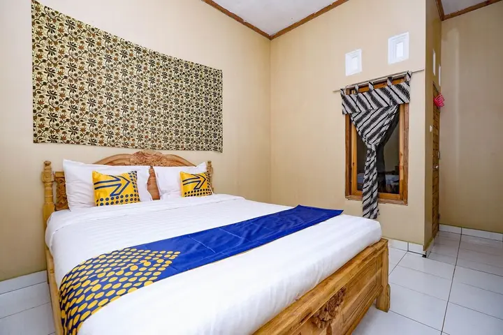 Джепара: OYO 2430 Lisshaffa Homestay