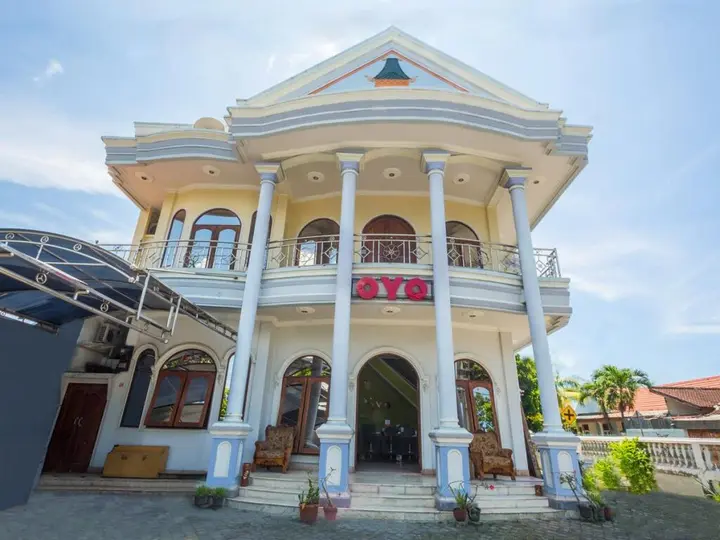 Матарам: OYO 2848 Senaz Guesthouse