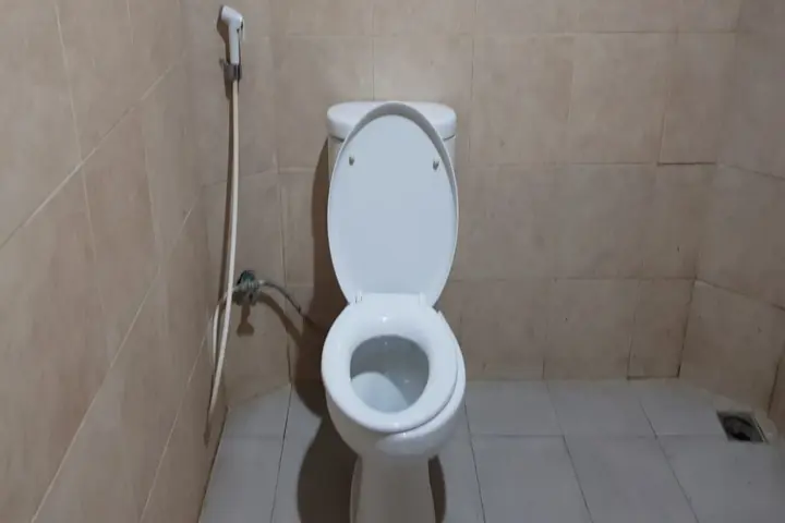 Купанг: SUPER OYO 2320 Hotel Charvita