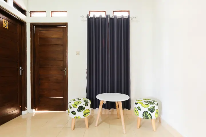 Батуретно: OYO 2118 Fh Stay