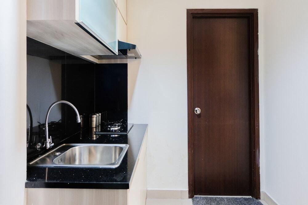 Legok: Exclusive 1Br Saveria Apartment
