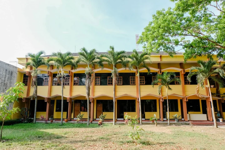 Маланг: OYO 1342 Uniga Malang Family Residence