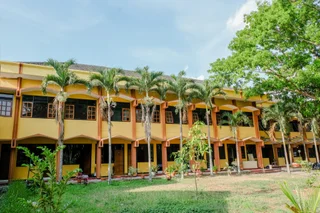 Маланг: OYO 1342 Uniga Malang Family Residence