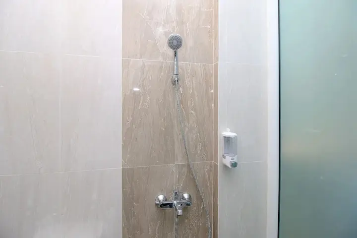 Legok: Airy Bsd Regentown B2 11 Tangerang Selatan