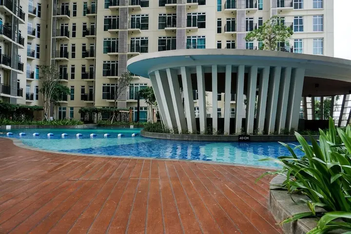 Джакарта: Modern And Comfy Studio Puri Orchard Apartment