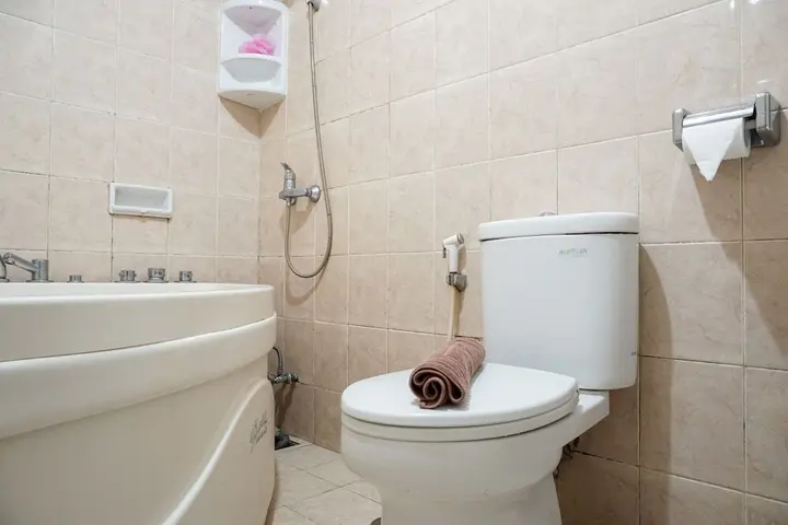 Джакарта: Highest Value 2BR Apartment at Cosmo Terrace