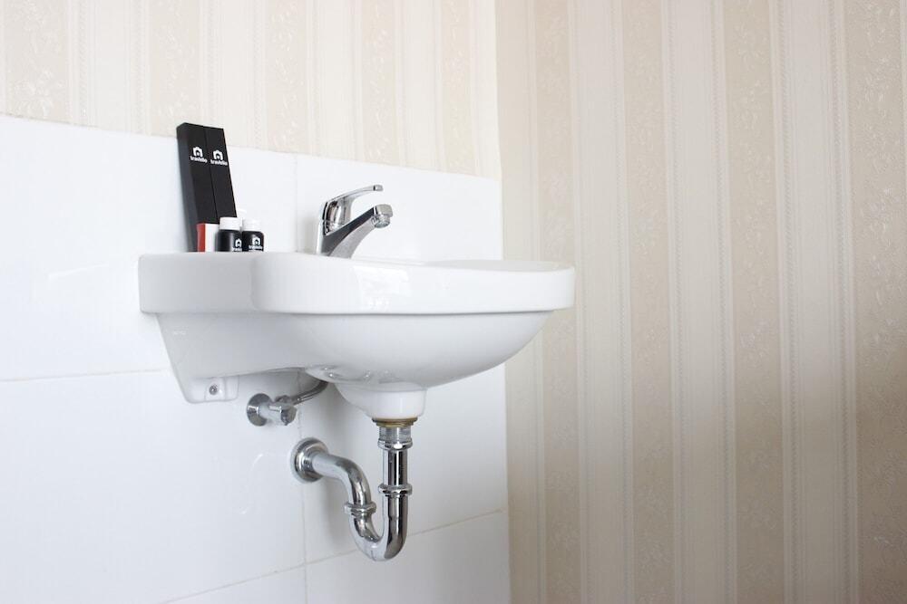 Бандунг: Relaxing 2BR Gateway Pasteur Apartment