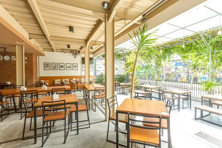 Сенджиги: Oyo 2510 Selasar Senggigi Guesthouse