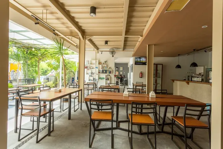 Сенджиги: Oyo 2510 Selasar Senggigi Guesthouse