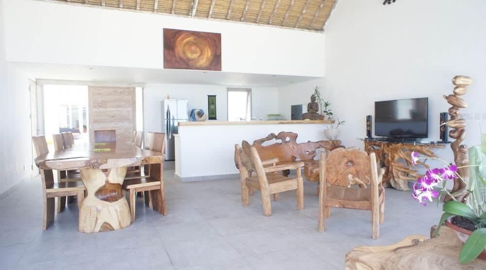 Унгасан: Villa Indah 4Bd