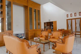 Маланг: OYO 2295 Daffi Family Residence