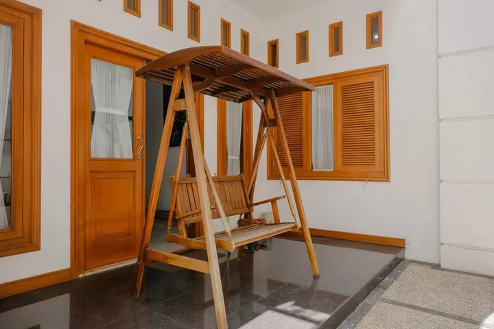 Маланг: OYO 2295 Daffi Family Residence