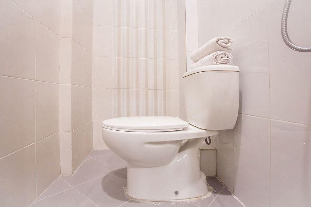 Медан: SPOT ON 2373 Executive Inn 2