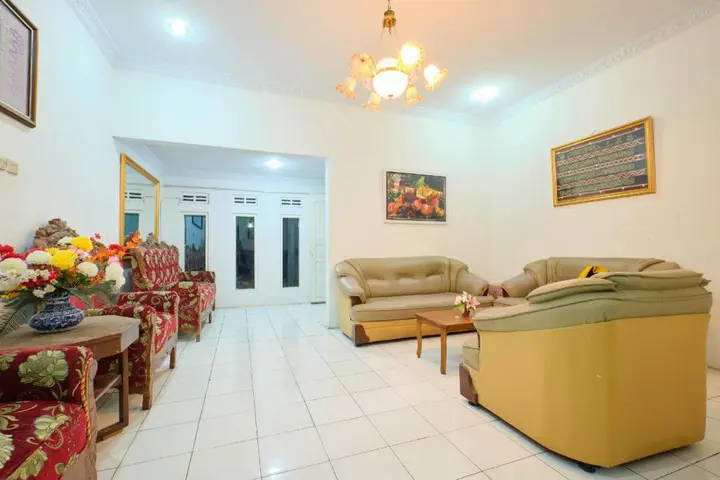 Джокьякарта: OYO 2394 Hotel Brosta