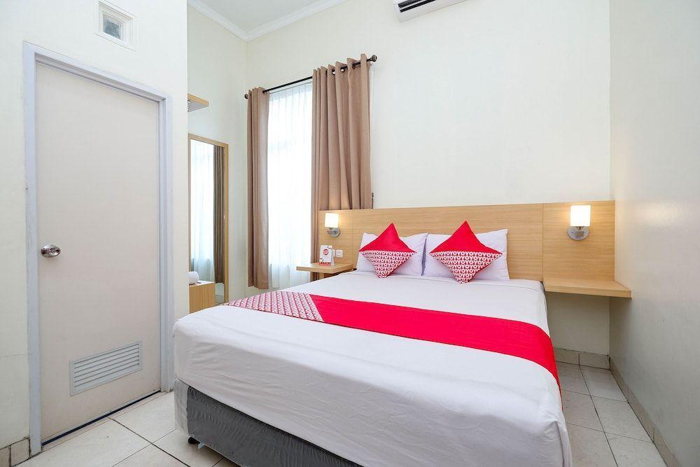 Семаранг: OYO 2428 Trision Hostel