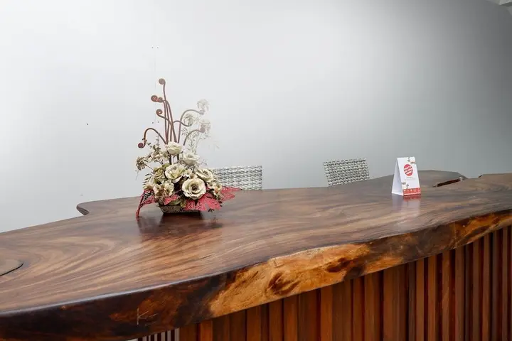 Суракарта: OYO 2298 Jebres House Syariah