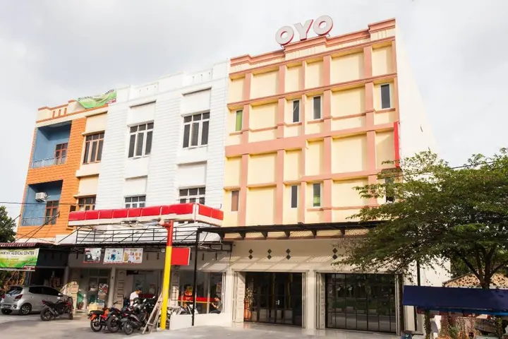 Петумбак: OYO 2361 Hotel Winston
