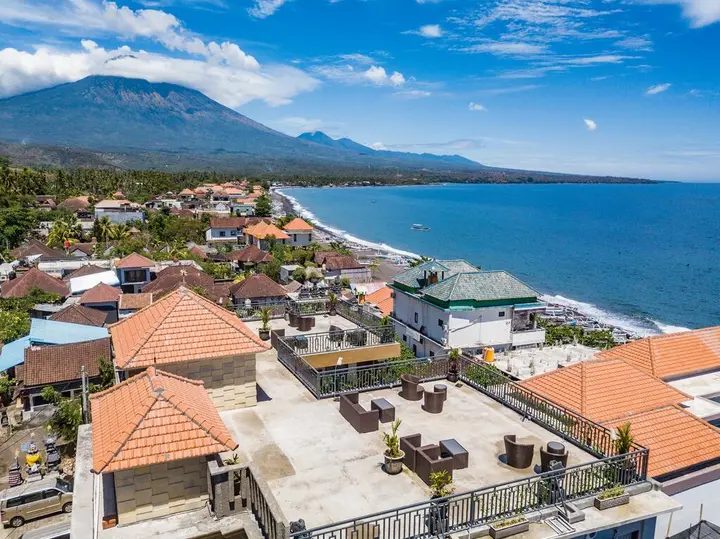 Бунутан: Отель Mejore Beach